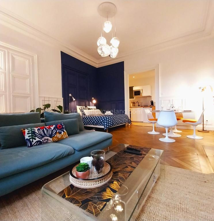 Photo de Le Carré Bleu - Studio Confort - Centre-ville