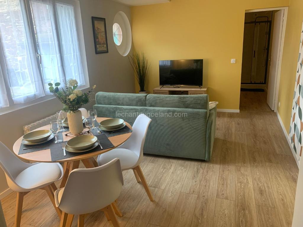 photo de La Cabine ménage et linge inclus
